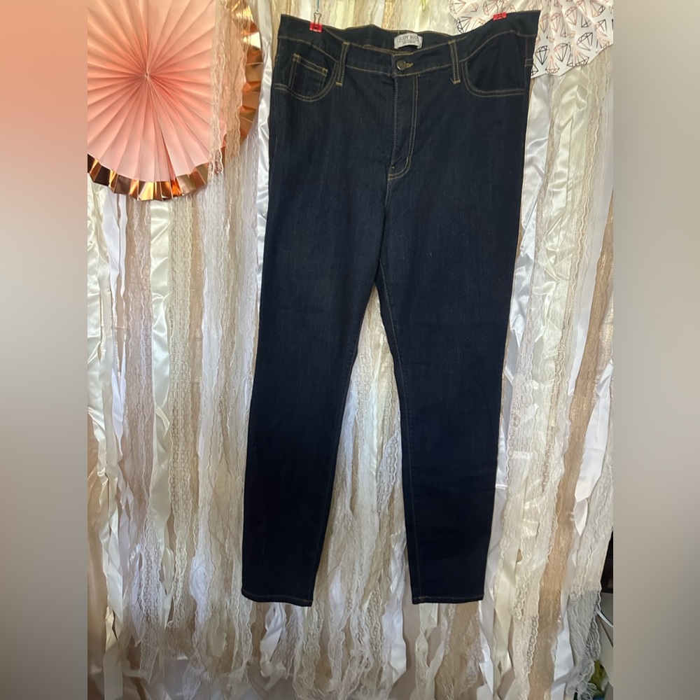 #26 Judy Blue 1XL Straight Leg SUPER CUTE